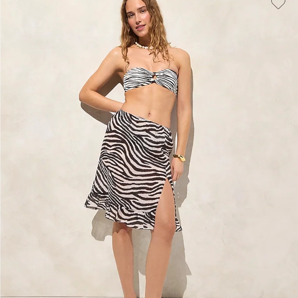 NWT Jcrew Crinkled ruffle-trim skirt set in zebra print